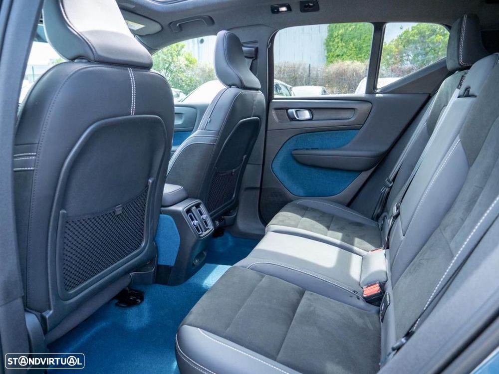 Volvo XC 40 Recharge Ultimate — fotografia 30
