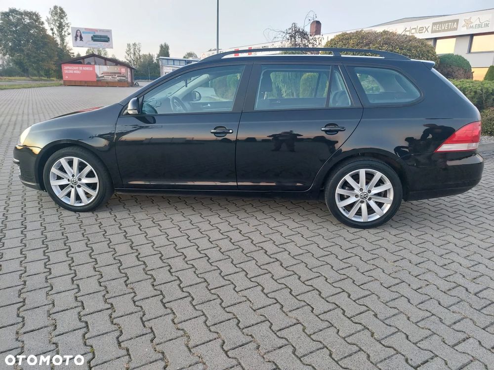 Volkswagen Golf - 11