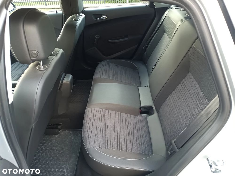 Opel Astra 1.6 Enjoy - 19