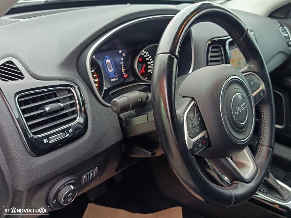 Jeep Compass 1.3 T Limited DCT - 13