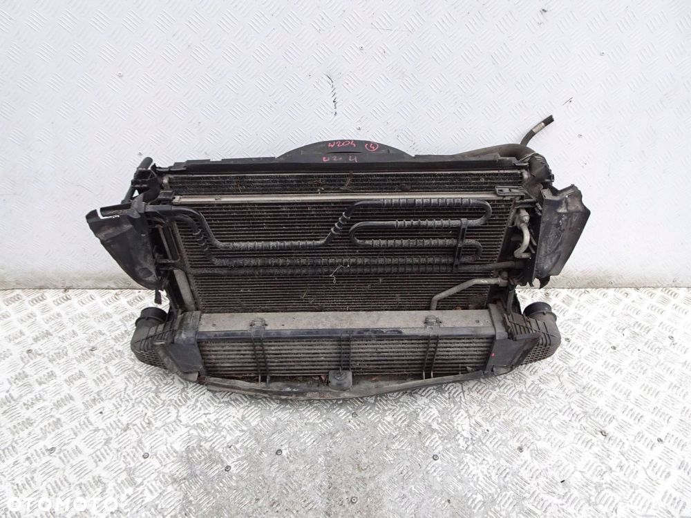 chłodnica wody + wentylator mercedes c-klasa w204 1.8 benzyna - 2