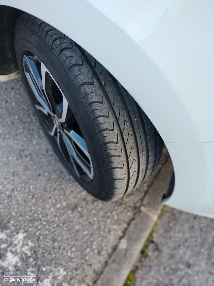 Renault Clio Break 1.2 TCE Dynamique S - 18