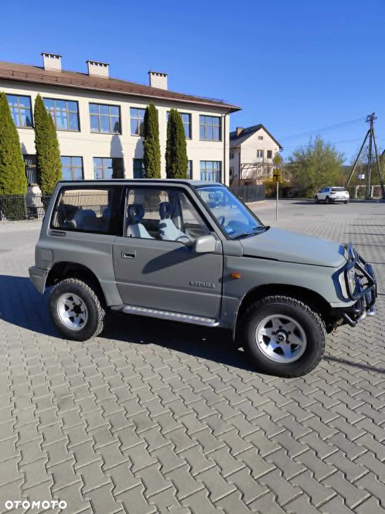Suzuki Vitara - 1