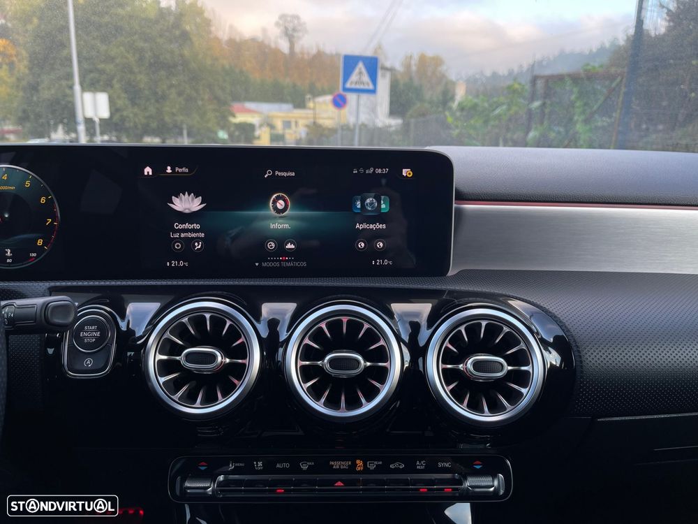 Mercedes-Benz A 180 7G-DCT AMG Line - 23