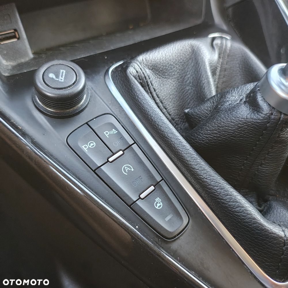 Ford Focus 1.0 EcoBoost STart-Stopp-System TITANIUM X - 34