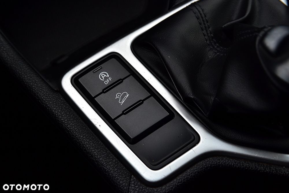 Kia Sportage 1.7 CRDI 2WD Dream-Team Edition - 18