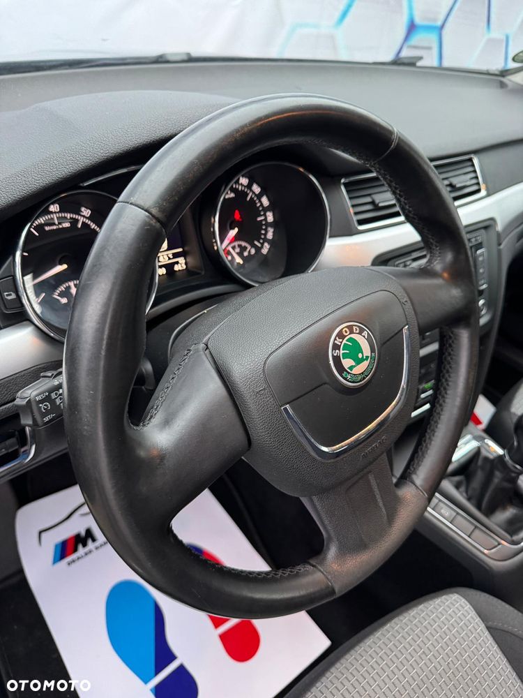 Skoda Superb 1.8 TSI FAMILY - 15