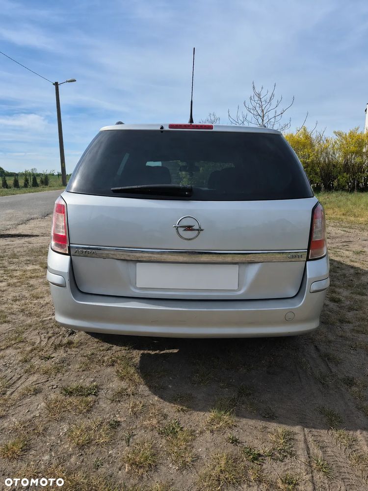 Opel Astra 1.3 CDTI 111 - 4