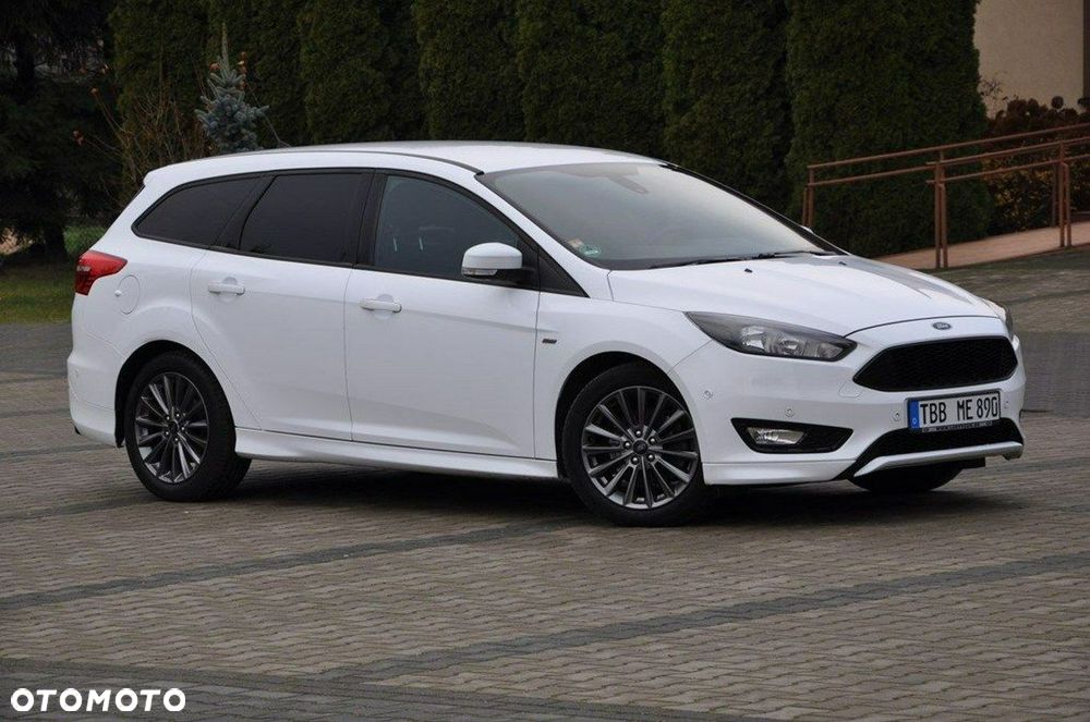 Ford Focus 1.5 EcoBoost STart-Stopp-System ST-LINE - 10