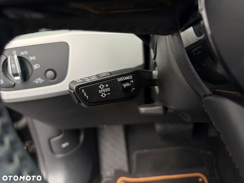 Audi A4 Limousine 40 TFSI S tronic design - 25