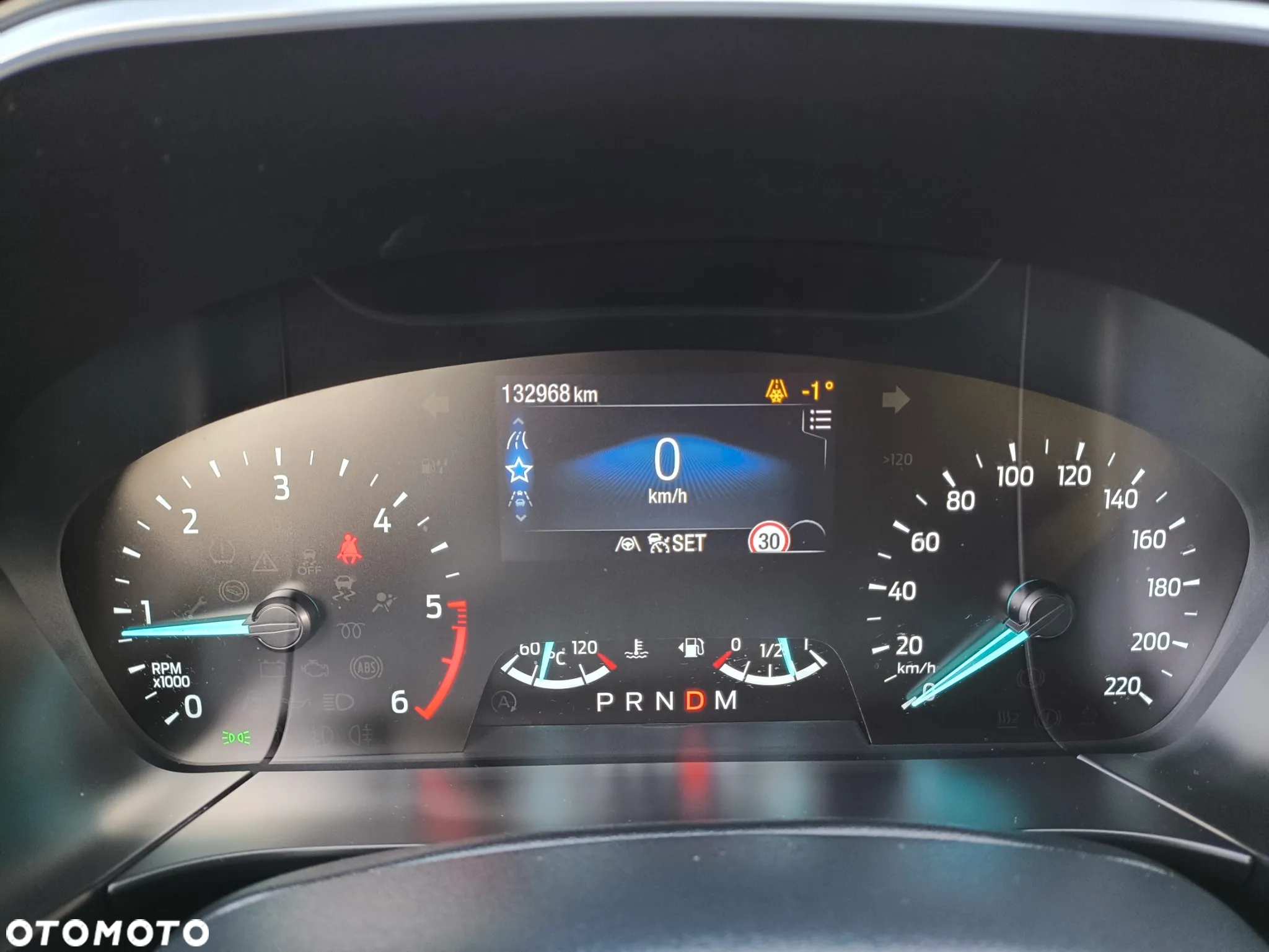 Ford Kuga 2.0 EcoBlue 4x4 TITANIUM X - 5