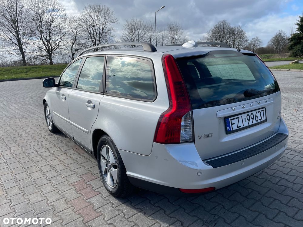 Volvo V50 1.6D DRIVe Kinetic - 9