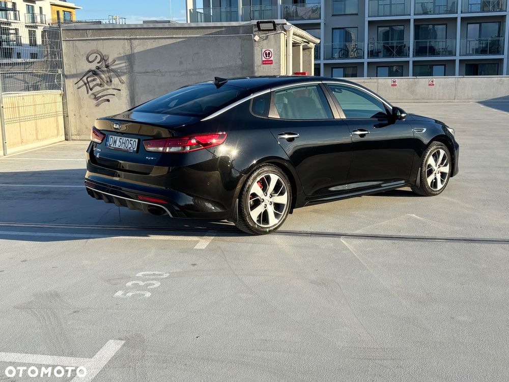 Kia Optima - 4