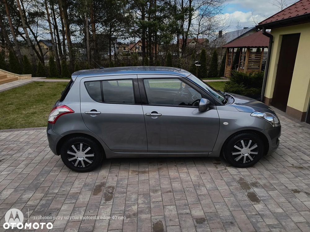 Suzuki Swift 1.2 Premium - 10