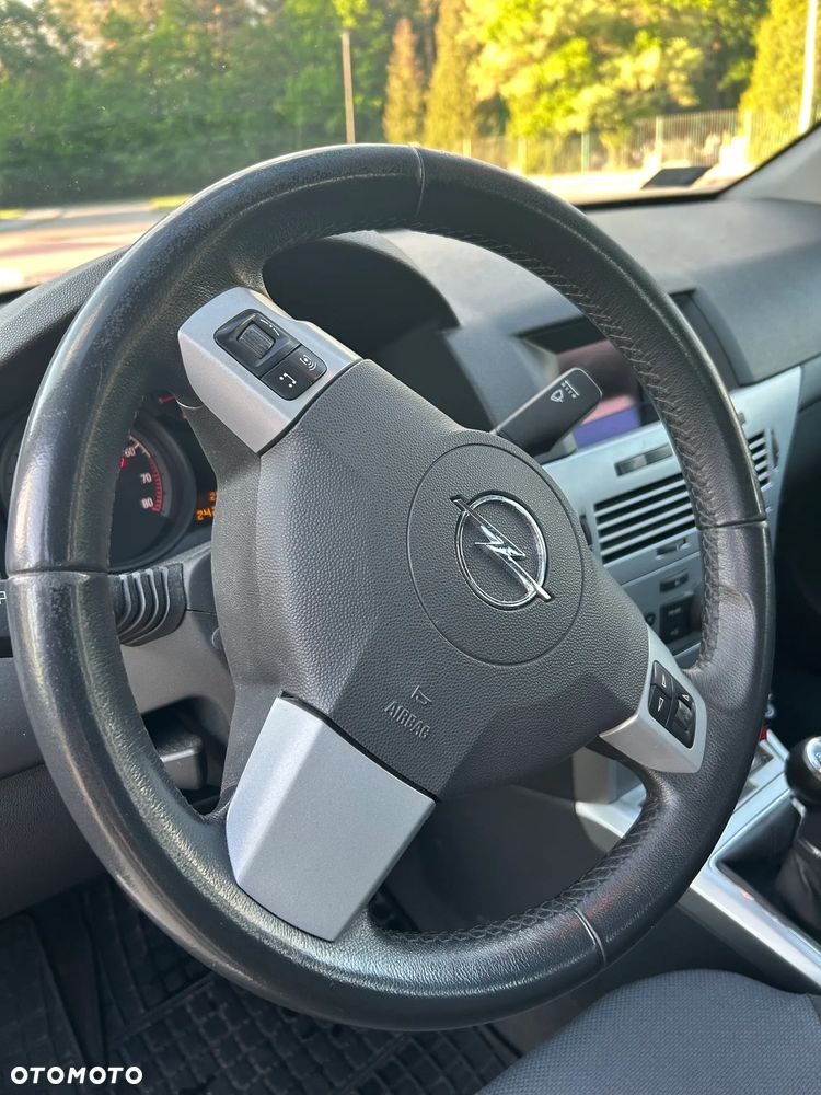 Opel Astra 1.6 - 8