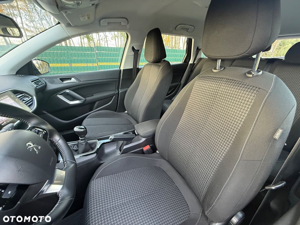 Peugeot 308 BlueHDi FAP 130 Stop & Start Style - 14