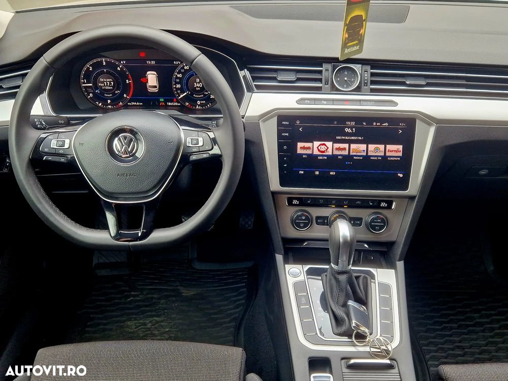 Volkswagen Passat - 6