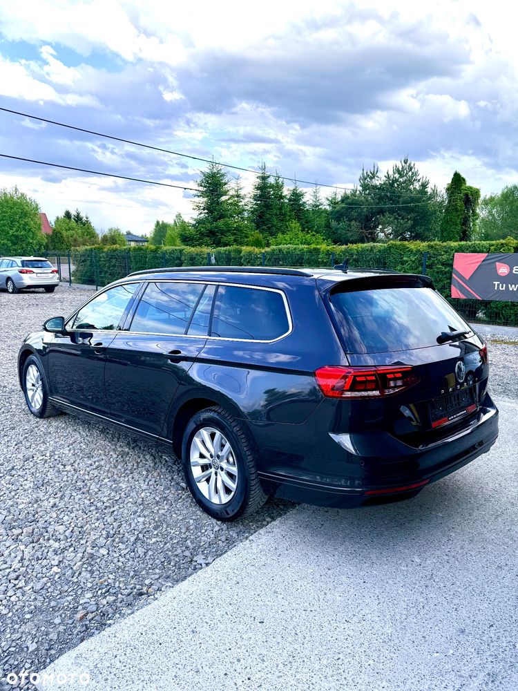 Volkswagen Passat 2.0 TDI SCR DSG Elegance - 4