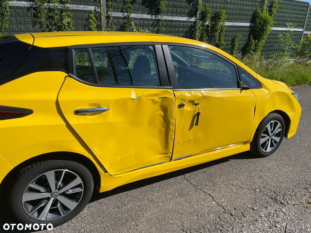 Nissan Leaf - 3