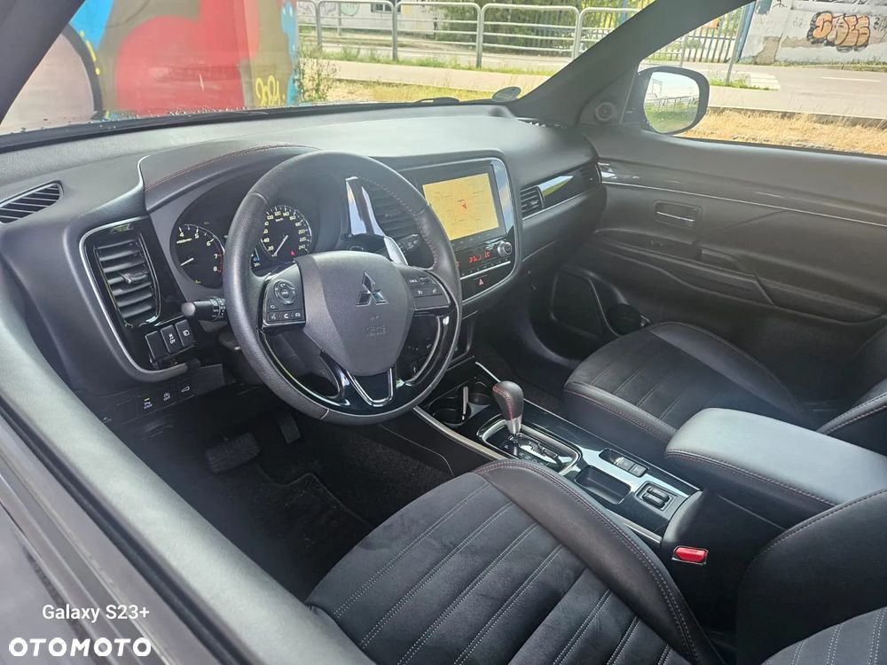 Mitsubishi Outlander 2.0 2WD CVT Edition+ - 20