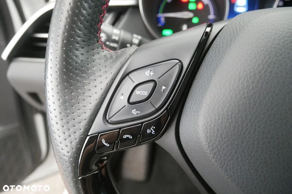 Toyota C-HR - 22