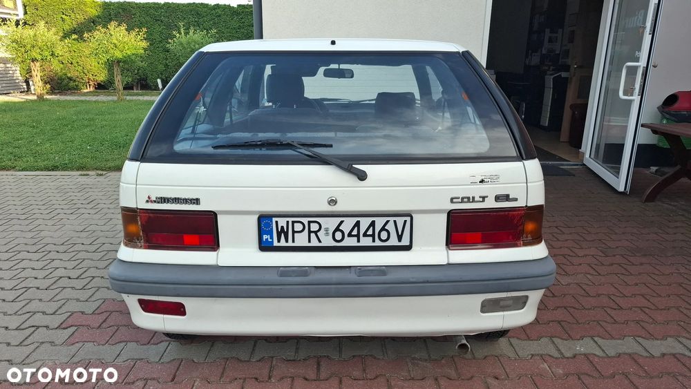 Mitsubishi Colt - 2