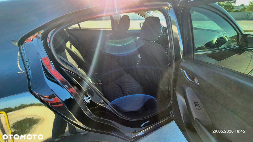 Mazda 3 SKYACTIV-G 120 Urban Limited - 18