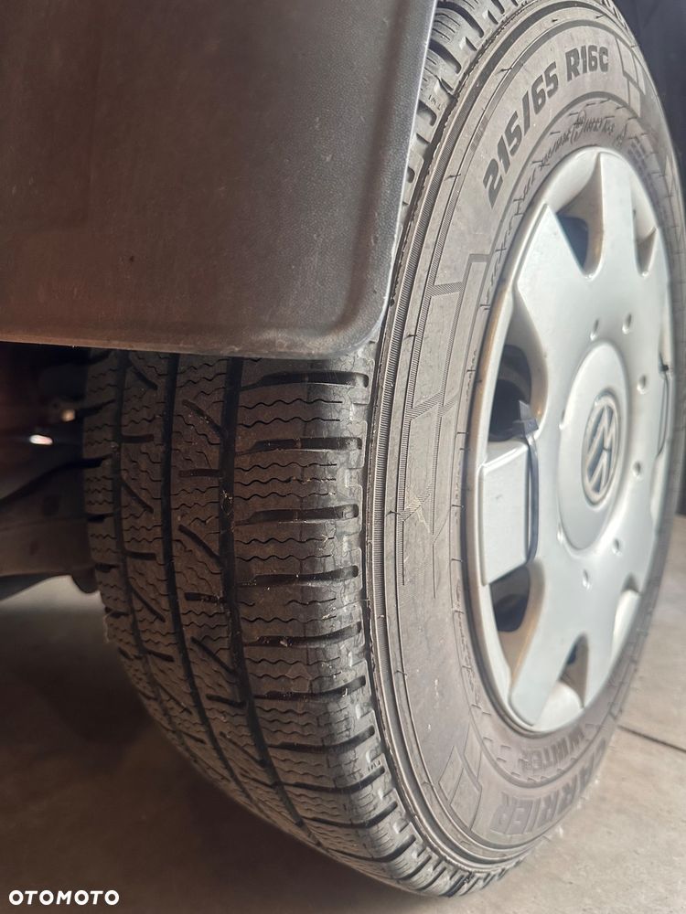 Volkswagen Transporter - 11