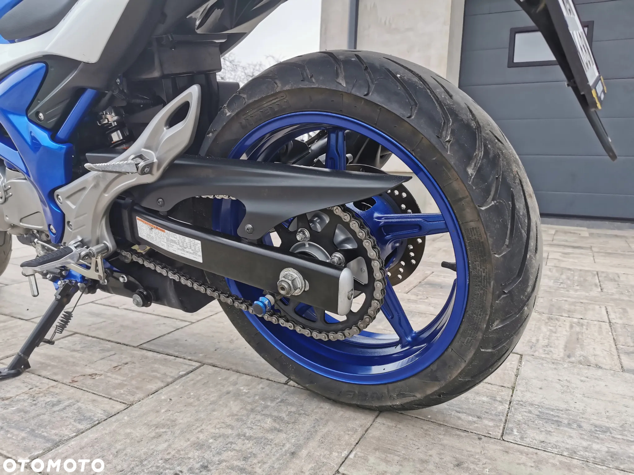 Suzuki Gladius - 7