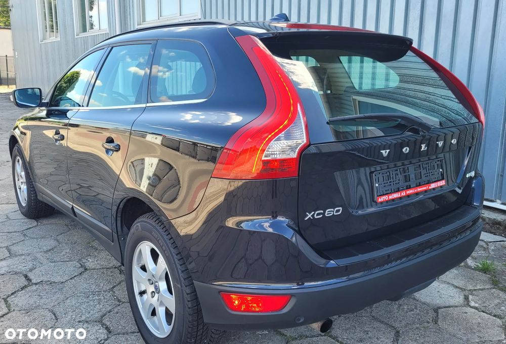 Volvo XC 60 D4 Momentum - 3