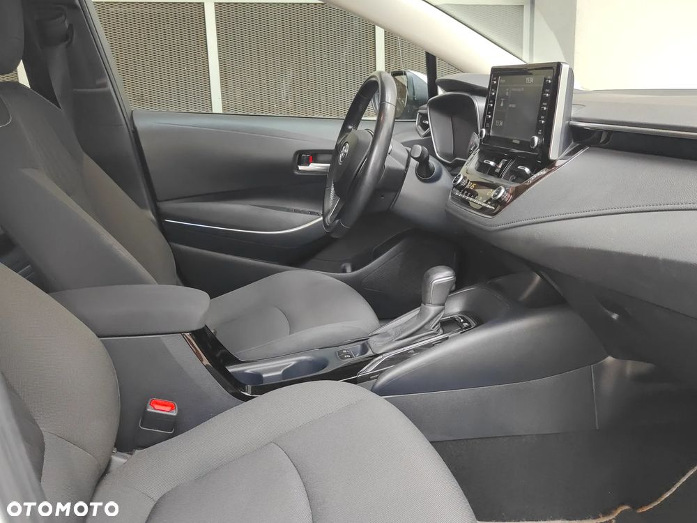 Toyota Corolla - 21