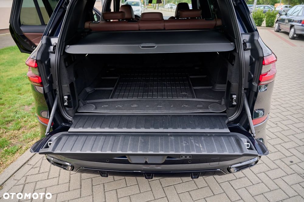 BMW X5 xDrive40i mHEV - 22