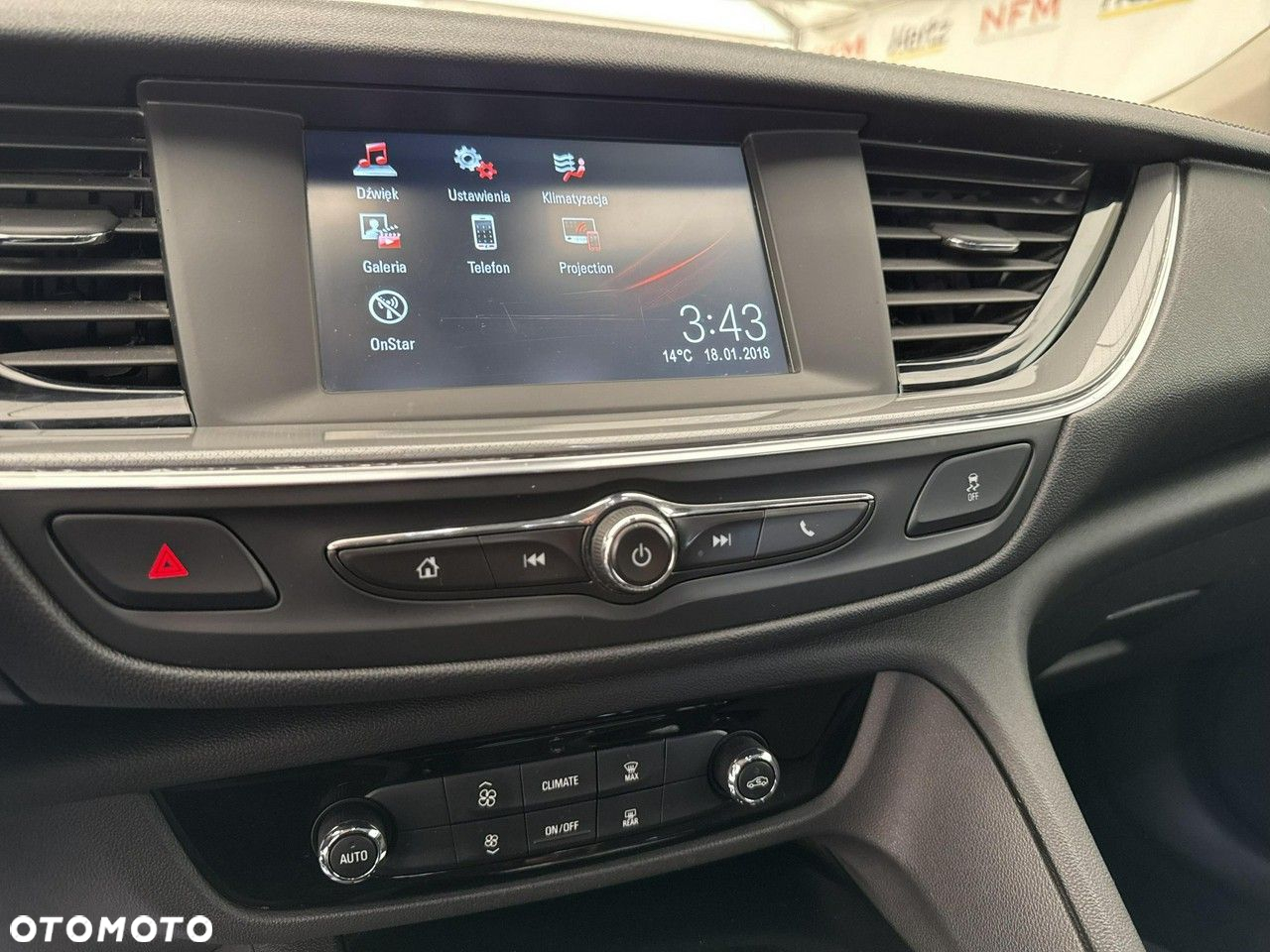 Opel Insignia - 26