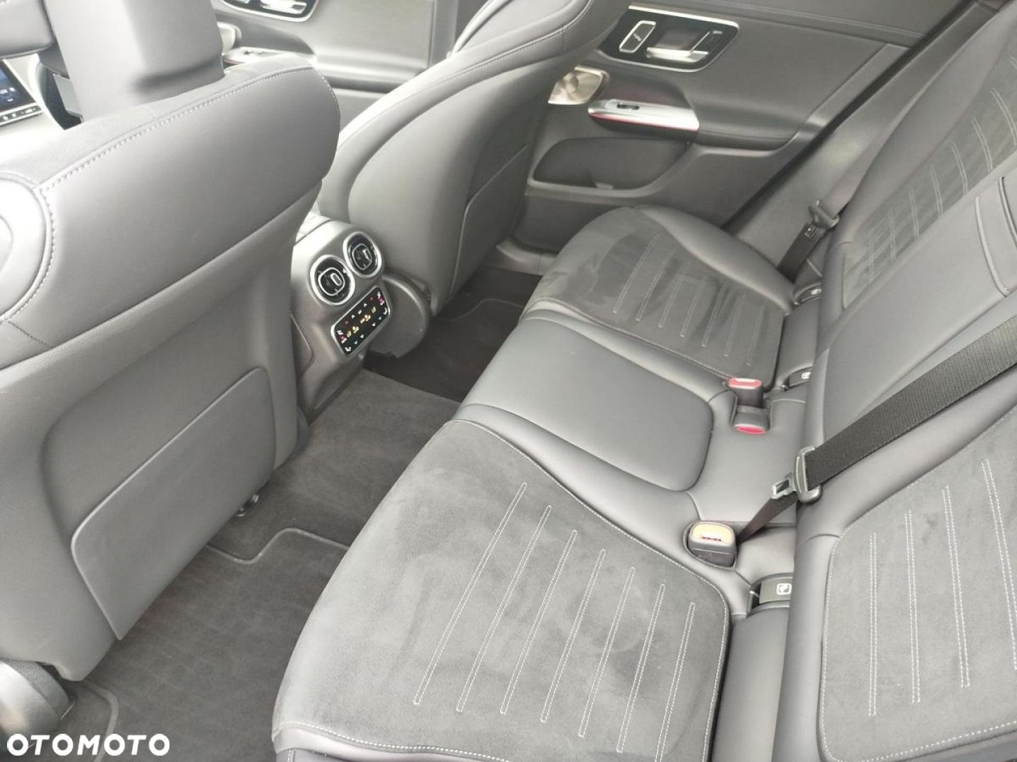 Mercedes-Benz CLC - 19