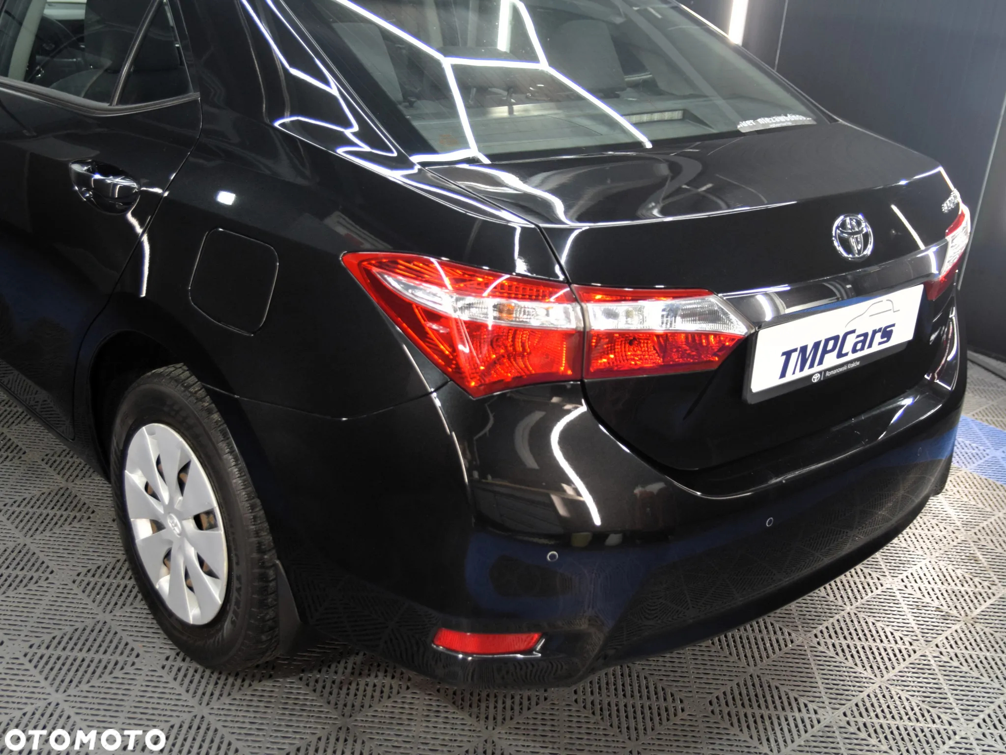 Toyota Corolla 1.6 Active - 13