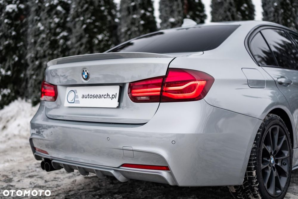 BMW Seria 3 320d xDrive M Sport Shadow sport - 33