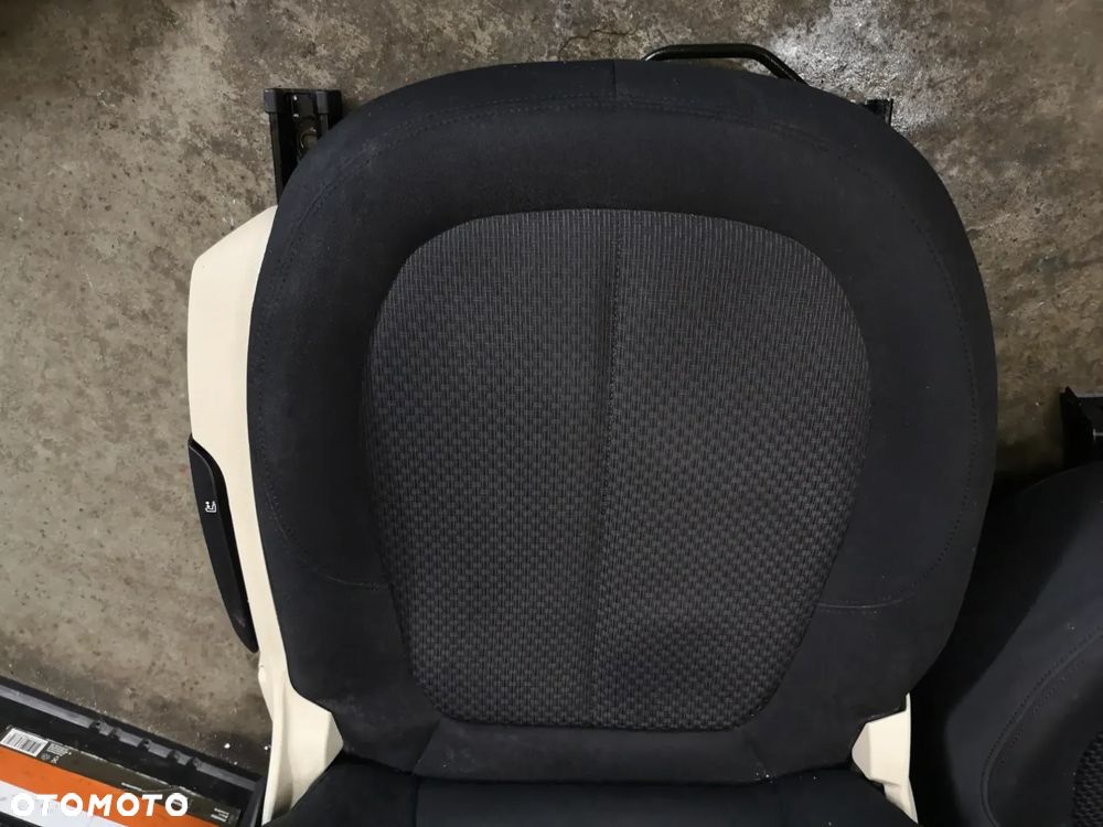 FOTEL KIEROWCY CZARNY MATERIAŁ KANAPA TYLNA BMW 2 F45 ACTIVE TOURER 2017R - 16