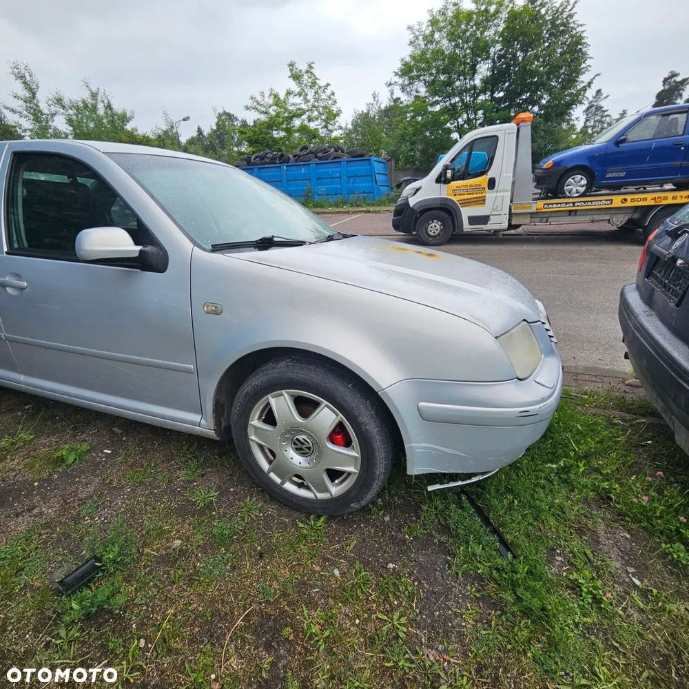 Volkswagen Bora (1999r) 1,6 B 74 kW /100 kM  (kod lak: LA7W) pojazd na części - 7