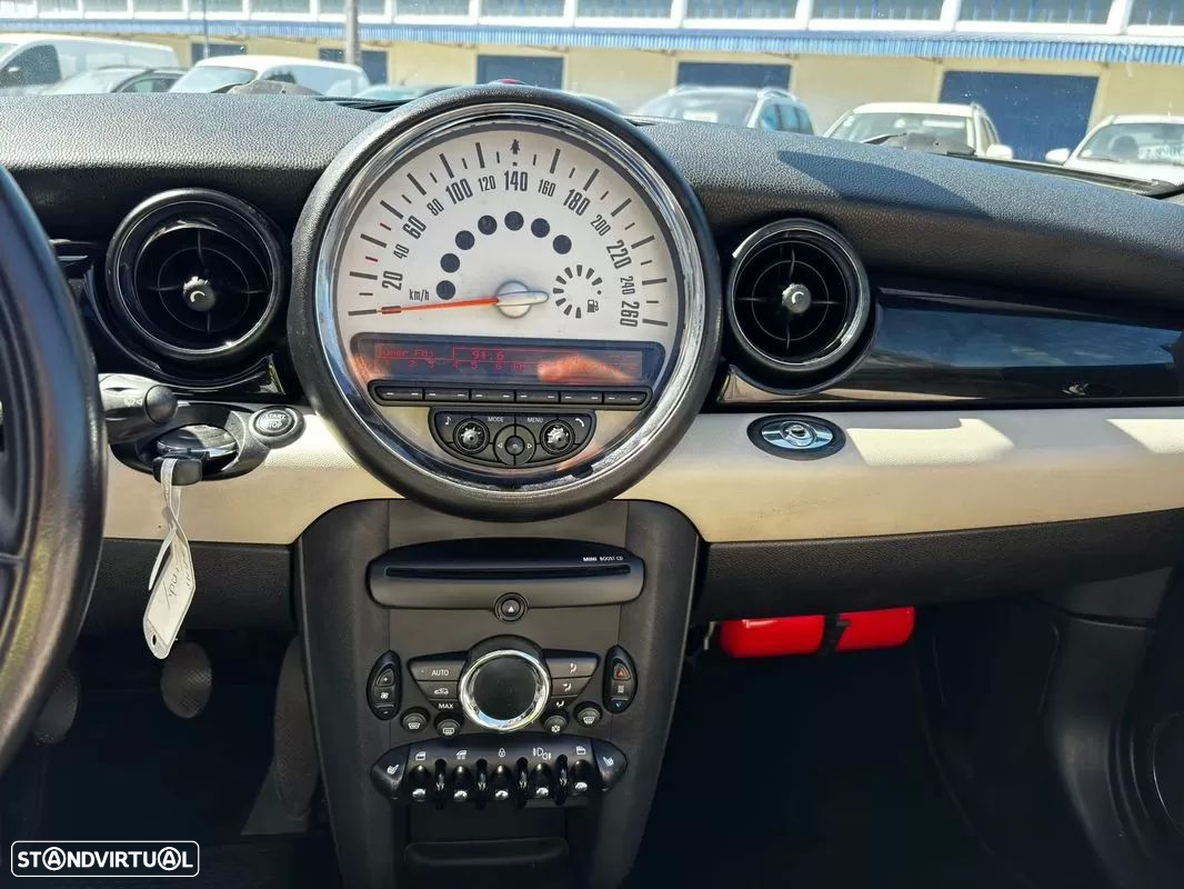 MINI Cabrio Cooper D - 15