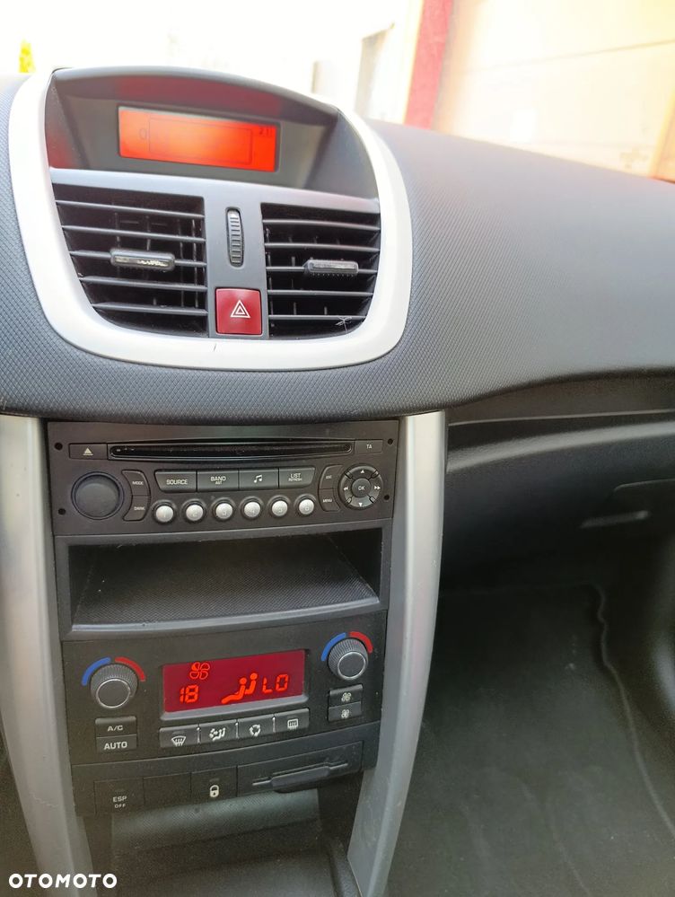 Peugeot 207 95 VTi Filou - 15
