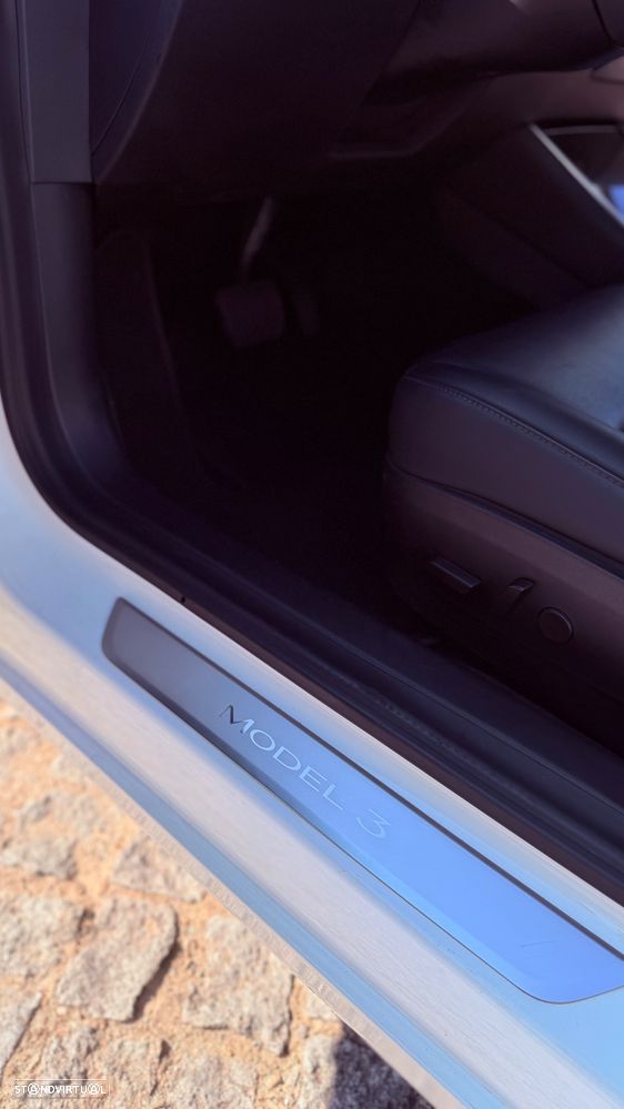 Tesla Model 3 Long Range AWD Dual Motor - 16