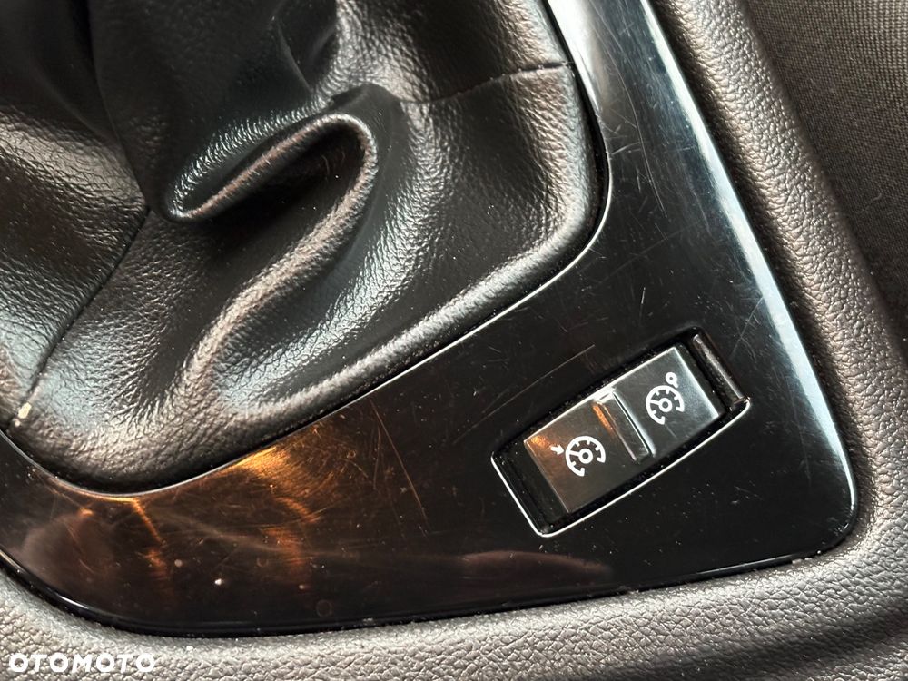 Renault Megane 1.3 TCe FAP Life - 11