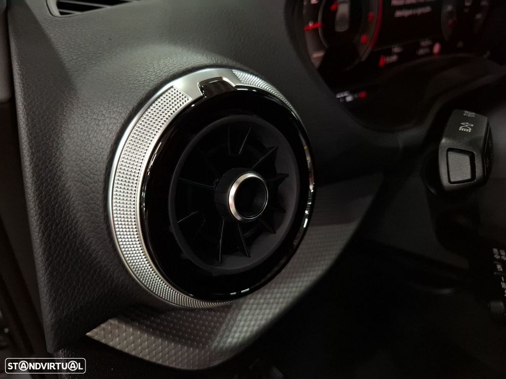 Audi Q2 30 TFSI Advanced - 25