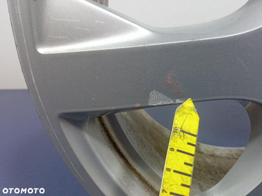 AUDI A4 B8 FELGA ALUMINIOWA 7JX17 ET37 5X112 8R0601025E - 5