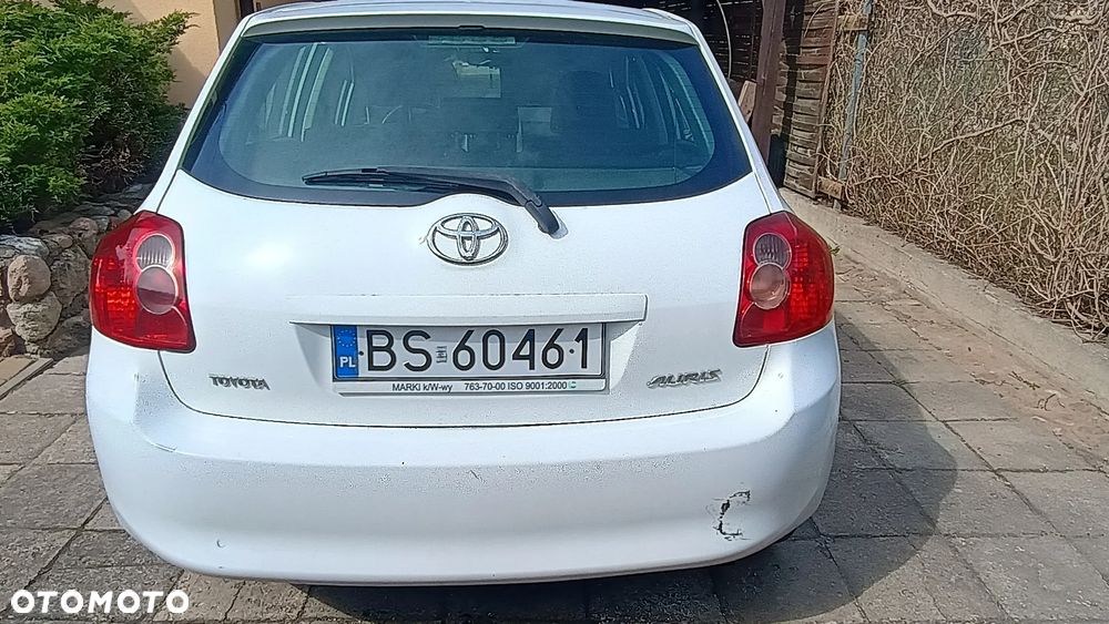 Toyota Auris 1.4 D-4D Terra - 5
