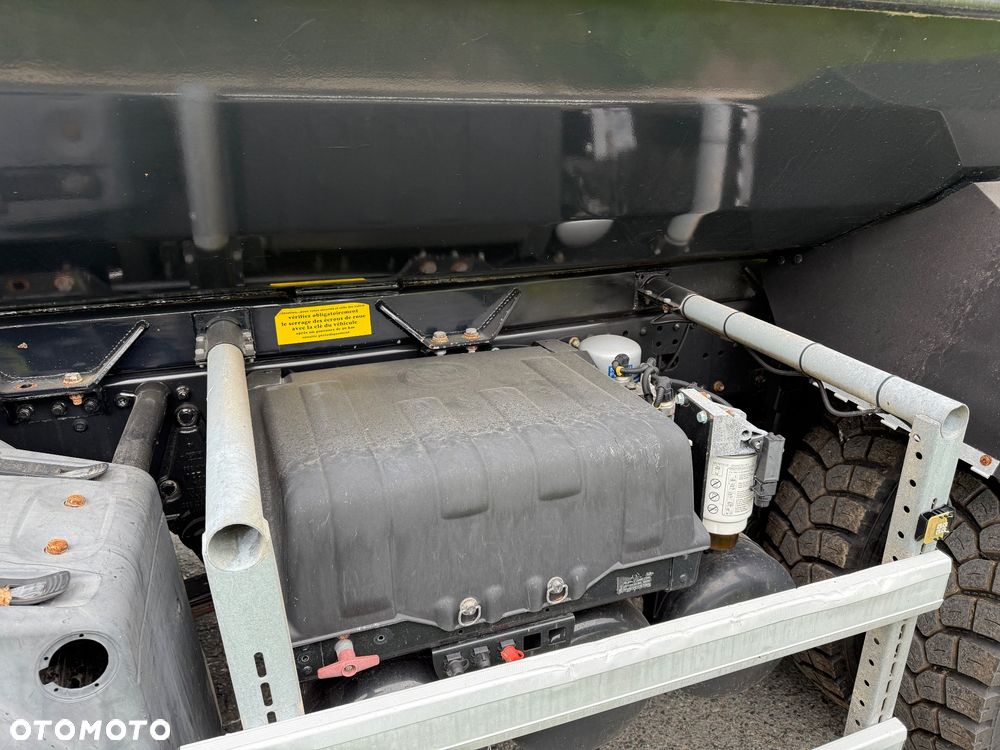 MAN TGS 35.500* 8x4* Wywrot* Hydroklapa* Retarder* Lodówka* Navi* Z Francji* Stan BDB - 17