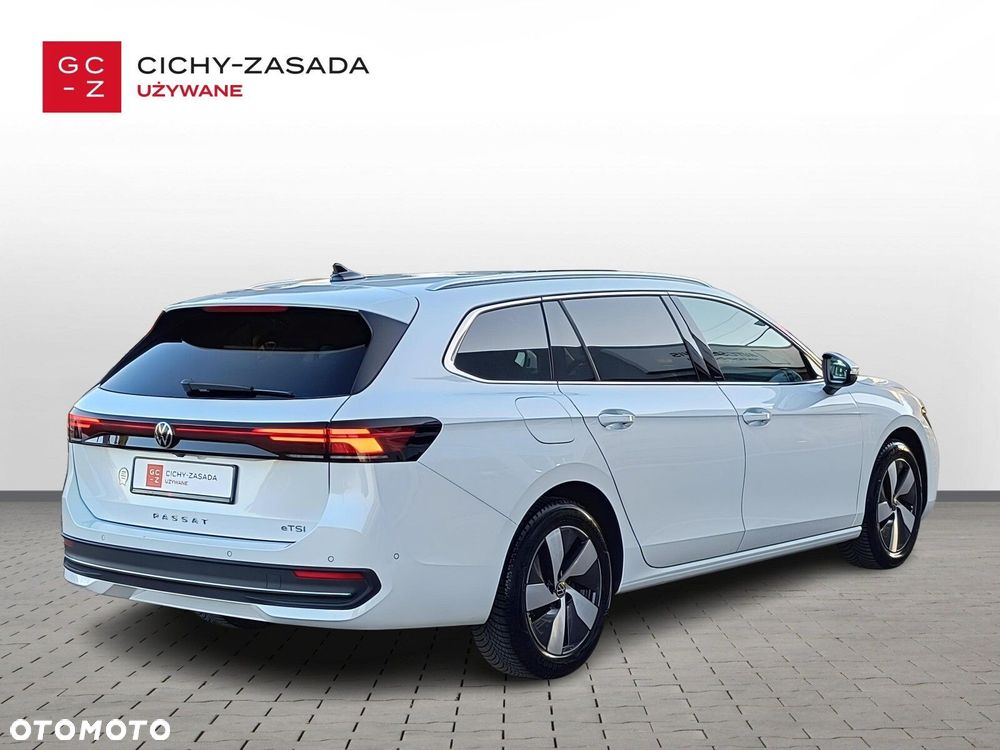 Volkswagen Passat - 5