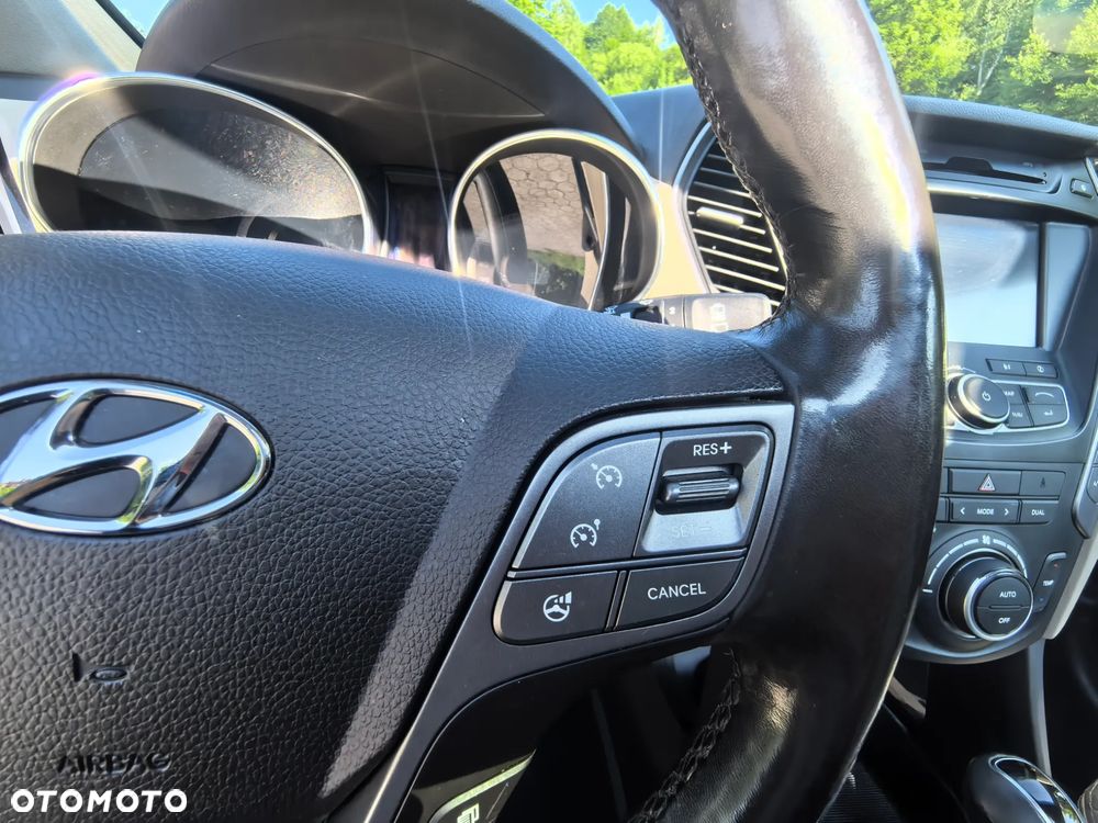 Hyundai Santa Fe - 33