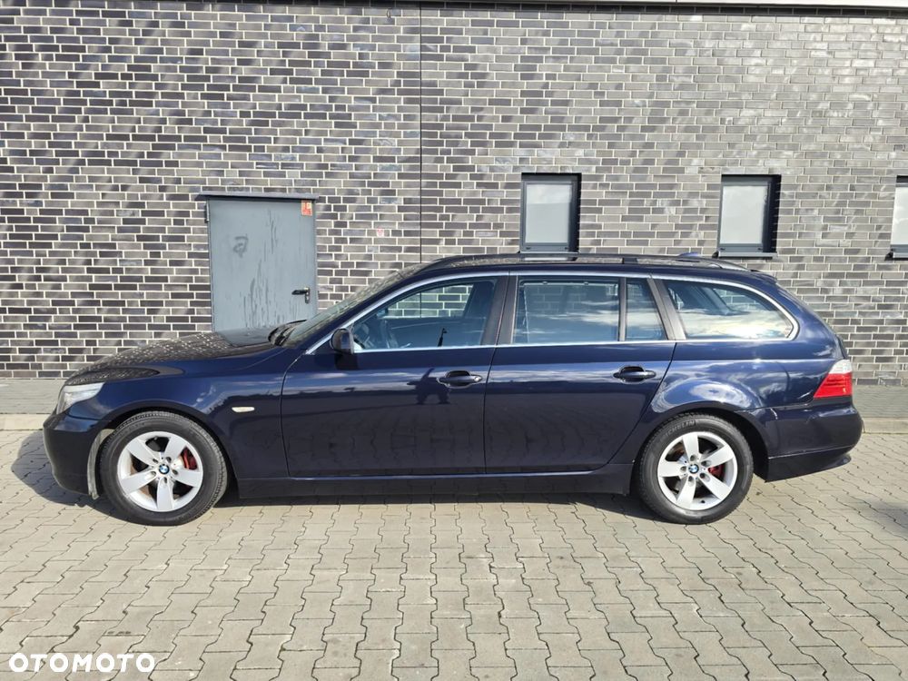 BMW Seria 5 520d Touring Special Edition - 9