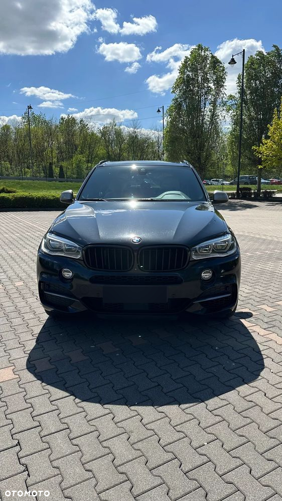 BMW X5 M M50d - 10